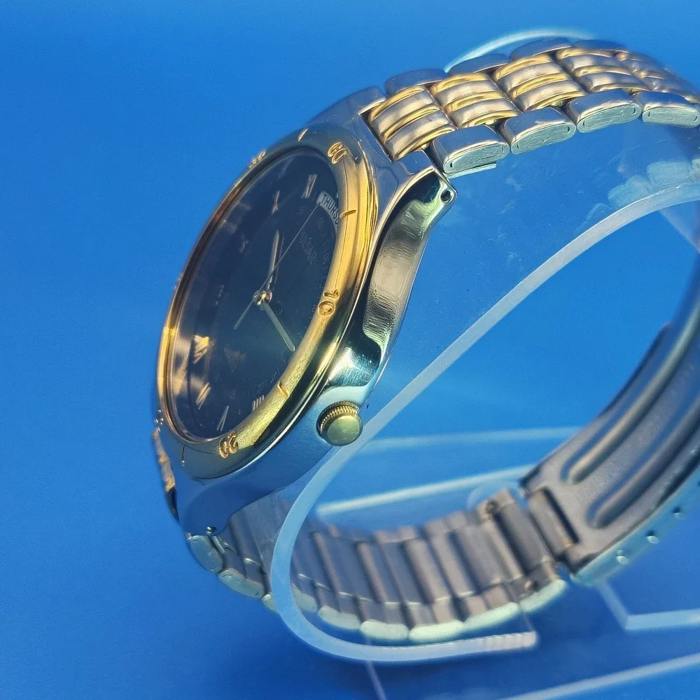 Vintage 1988 Pulsar by Seiko Day Date 35mm Mens Quartz Dress Watch Full Box Set